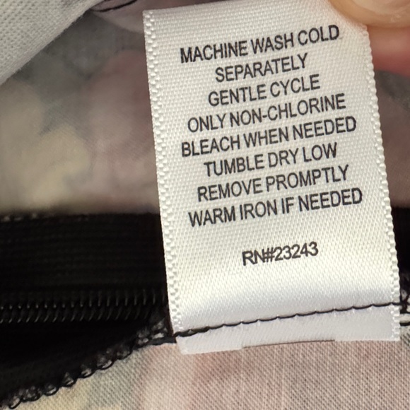 New York & Co Floral A-Line Skirt - Picture 5 of 5